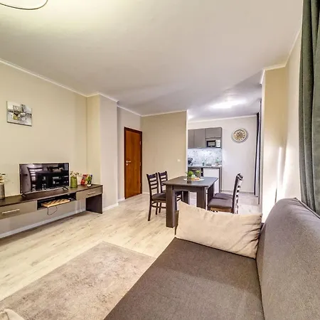 Warm Mountain Hideout * 팜포로보