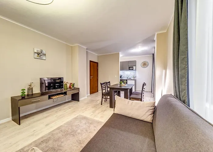 Warm Mountain Hideout * 팜포로보